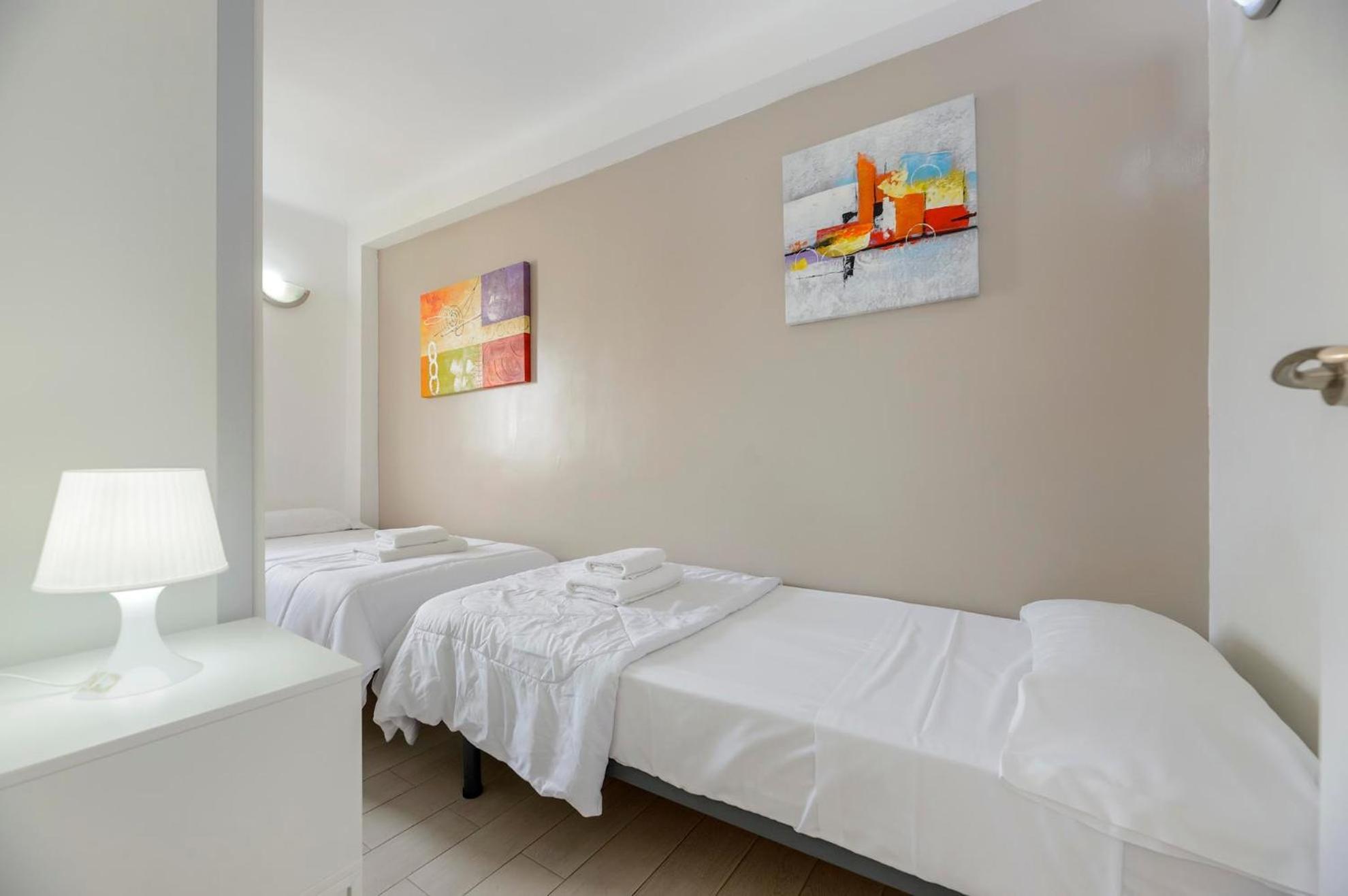 Apartamentos Esmeralda Ibiza Екстериор снимка