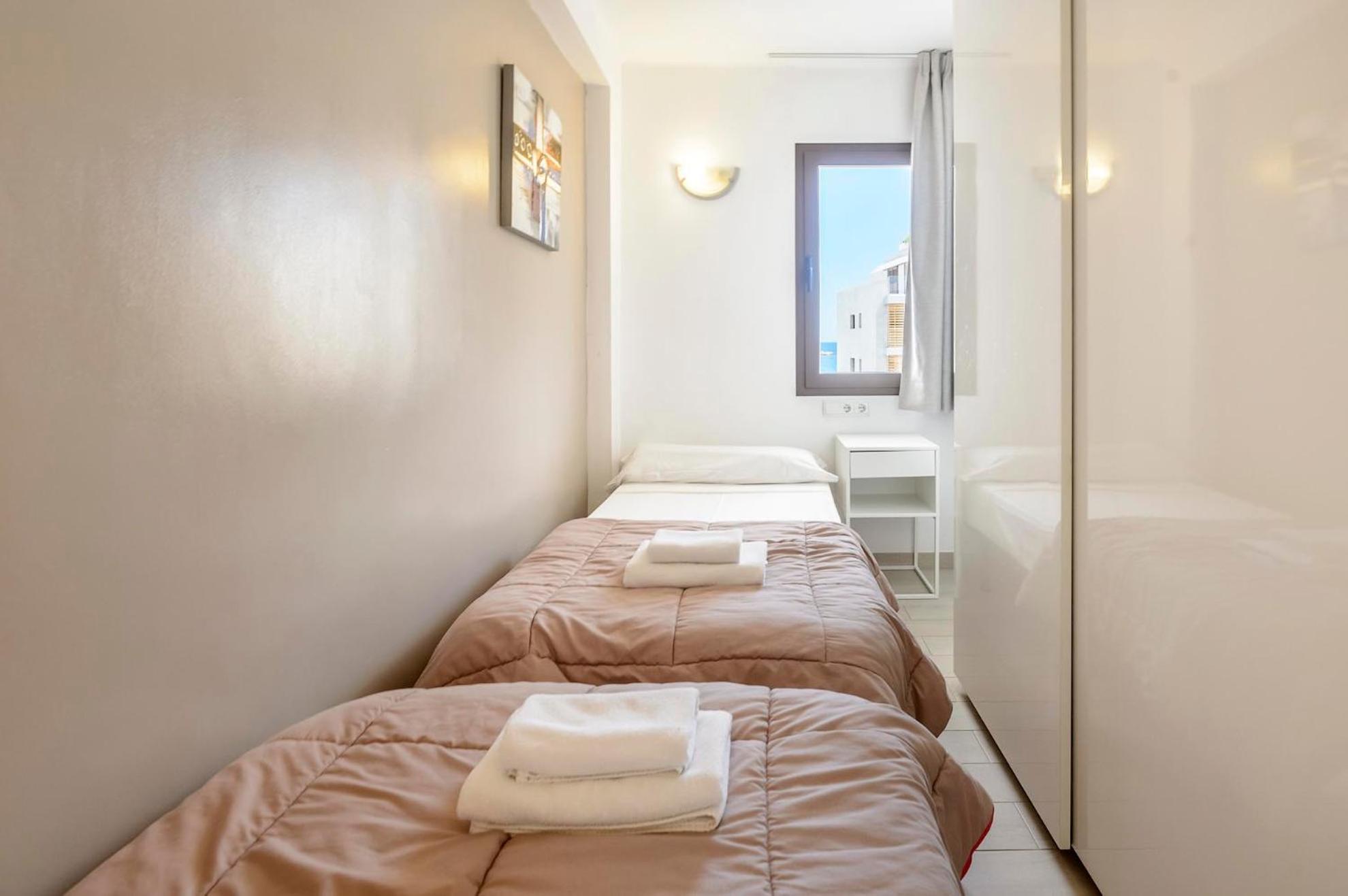 Apartamentos Esmeralda Ibiza Екстериор снимка