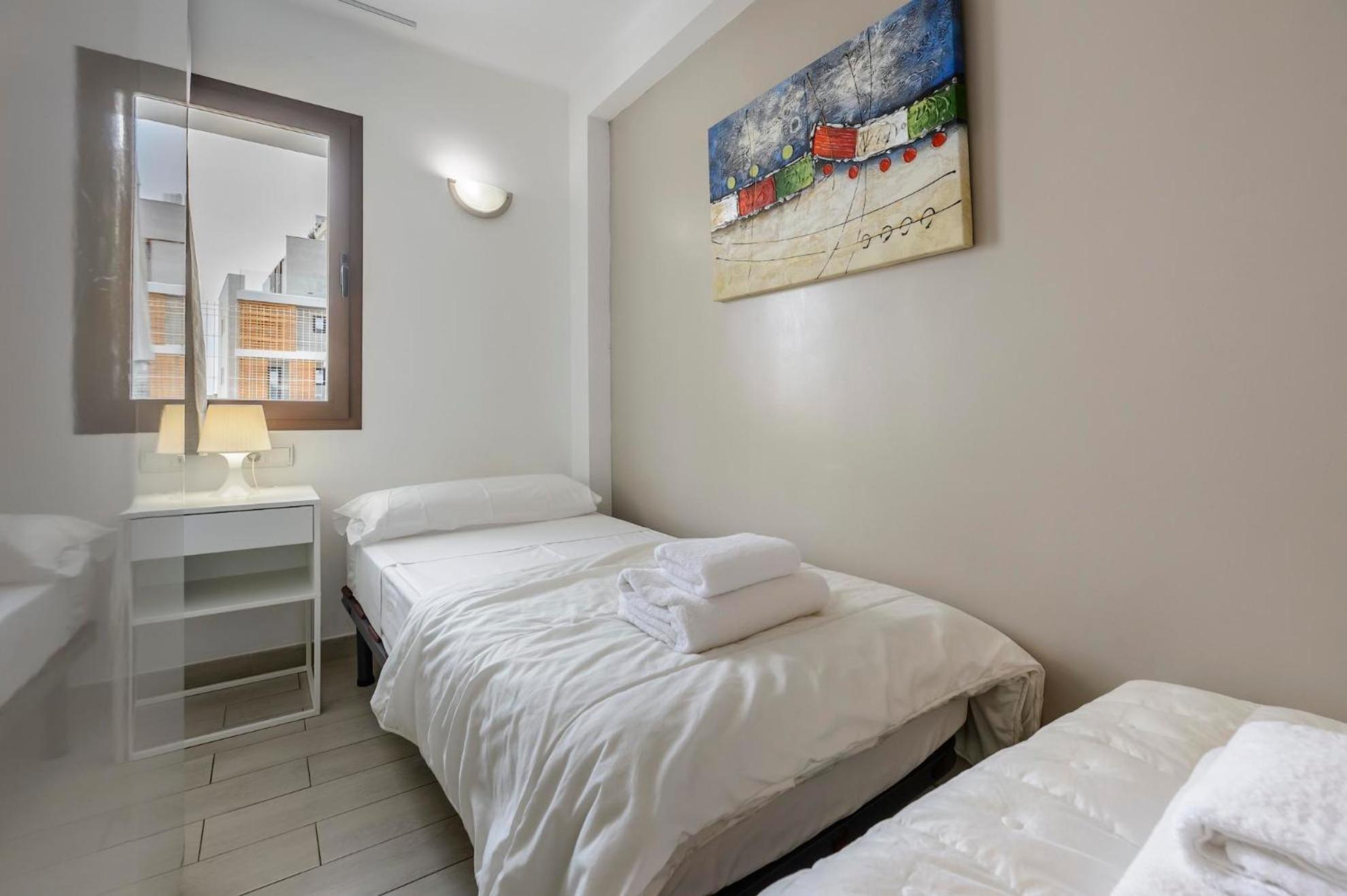 Apartamentos Esmeralda Ibiza Екстериор снимка